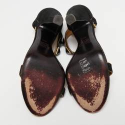 مملوكة مسبقًا Giuseppe Zanotti Black Suede Studded T-Bar Ankle Strap Sandals Size 39.5