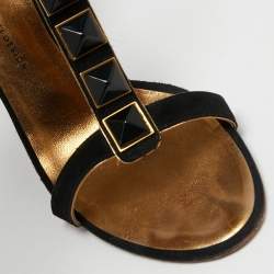 مملوكة مسبقًا Giuseppe Zanotti Black Suede Studded T-Bar Ankle Strap Sandals Size 39.5