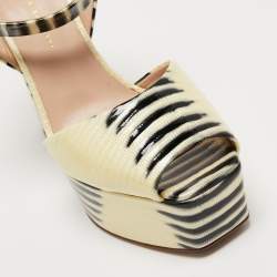 مملوكة مسبقًا Giuseppe Zanotti Yellow/Black Patent Platform Ankle Strap Sandals Size 38