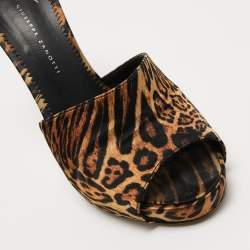 مملوكة مسبقًا Giuseppe Zanotti Brown Fabric Tiger Print Slide Sandals Size 38