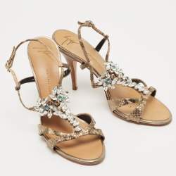مملوكة مسبقًا Giuseppe Zanotti Gold Textured Suede Crystal Embellished Ankle Strap Sandals Size 39