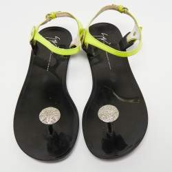 Pre Owned Giuseppe Zanotti Neon Yellow Patent Leather Crystal Embellished Toe Ring Ankle Strap Sandals Size 38