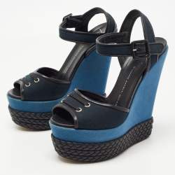 مملوكة مسبقًا Giuseppe Zanotti Navy Blue/Black Canvas and Leather Ankle Strap Wedge Sandals Size 40