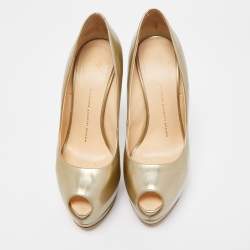 مملوكة مسبقًا Giuseppe Zanotti Gold Leather Sharon Platform Peep Toe Pumps Size 38.5