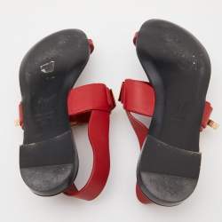 مملوكة مسبقًا Giuseppe Zanotti Red Leather Toe Ring Buckle Slingback Flat Sandals Size 37