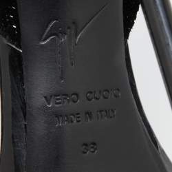 مملوكة مسبقًا Giuseppe Zanotti Black Velvet and Patent Leather Ankle Strap Sandals Size 38