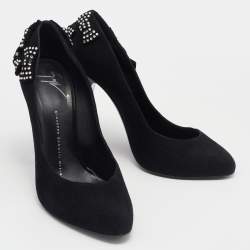 مملوكة مسبقًا حذاء كعب عالي جوسيبي زانوتي سويدي مزخرف فيونكة كريستال أسود مقاس 40