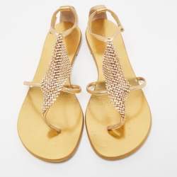 مملوكة مسبقًا Giuseppe Zanotti Gold Leather Josie Thong Flat Sandals Size 38