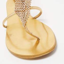 مملوكة مسبقًا Giuseppe Zanotti Gold Leather Josie Thong Flat Sandals Size 38