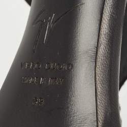 مملوكة مسبقًا Giuseppe Zanotti Black Leather Crystal Embellished Strappy Sandals Size 39