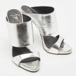 Pre Owned Giuseppe Zanotti Metallic Silver Leather Andrea Mules Size 39