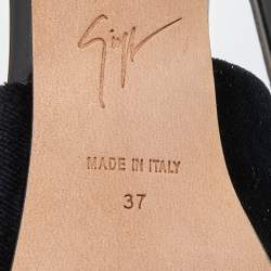 مملوكة مسبقًا Giuseppe Zanotti Black Knotted Velvet Slide Sandals Size 37