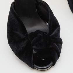مملوكة مسبقًا Giuseppe Zanotti Black Knotted Velvet Slide Sandals Size 37