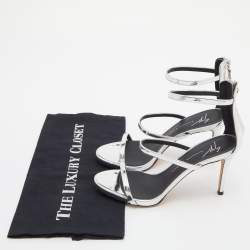 مملوكة مسبقًا Giuseppe Zanotti Silver Laminated Leather Ankle Strap Sandals Size 36