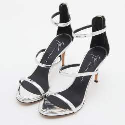 مملوكة مسبقًا Giuseppe Zanotti Silver Laminated Leather Ankle Strap Sandals Size 36