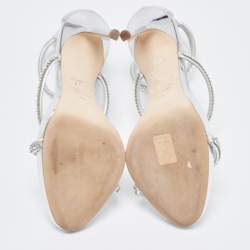مملوكة مسبقًا Giuseppe Zanotti Silver Foil Leather Harmony Crystal Embellished Ankle Cuff Sandals Size 37.5