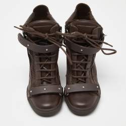 مملوكة مسبقًا حذاء رياضي جوسيبي زانوتي كوبي جلد أحمر عنق مرتفع مقاس 39