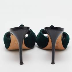 مملوكة مسبقًا Giuseppe Zanotti Green Velvet Knot Slide Sandals Size 38