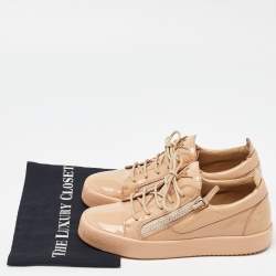 مملوكة مسبقًا Giuseppe Zanotti Beige Patent Leather Frankie Sneakers Size 40