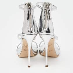 Pre Owned Giuseppe Zanotti Silver Patent Leather Harmony Sandals Size 37