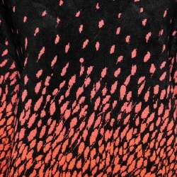 مملوكة مسبقًا Givenchy Red and Black Knit Crewneck Pullover Sweater M