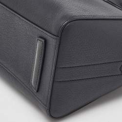 مملوكة مسبقًا Givenchy Black Leather Mini Antigona Satchel