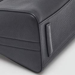 مملوكة مسبقًا Givenchy Black Leather Mini Antigona Satchel