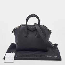 مملوكة مسبقًا Givenchy Black Leather Mini Antigona Satchel