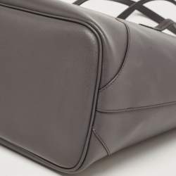 Pre Owned Givenchy Grey/White Leather Wing Shopping Tote