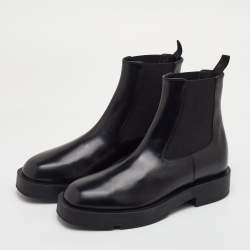 مملوكة مسبقًا Givenchy Size 38 Black Leather Ankle Length Chelsea Boots