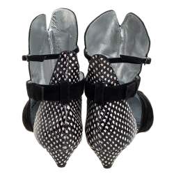 Pre Owned حذاء بوت كاحل جينفشي جلد نقش ثعبان وسويدي أسود مقاس 38.5