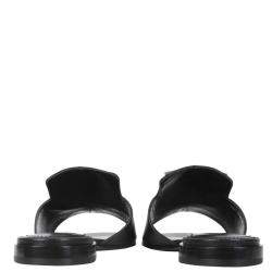 مملوكة مسبقًا Givenchy Black Leather 4G Sandals Size IT 40