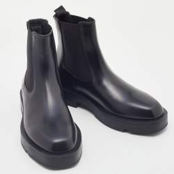 مملوكة مسبقًا Givenchy Black Leather Ankle Length Boots Size 37