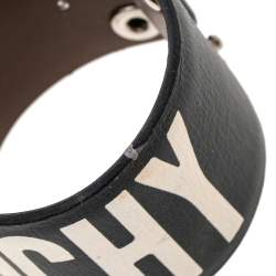 مملوكة مسبقًا سوار جيفنشي جلد أسود مطبوع بالشعار مقاس صغير - سمول