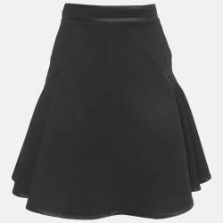 Pre Owned تنورة جيفنشي سوداء محبوكة واسعة قصيرة مقاس صغير (سمول)