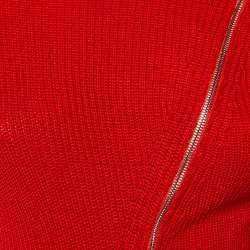 مملوكة مسبقًا سترة جيفنشي حمراء تريكو بسحاب غير متماثل وتفاصيل سلسلة صغيرة جداً