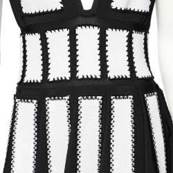 Pre Owned Givenchy Monochrome Knit Stud Detailed Sleeveless Pleated Dress M 