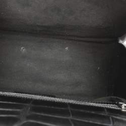 مملوكة مسبقًا Givenchy Black Croc Embossed Leather Pandora Shoulder Bag