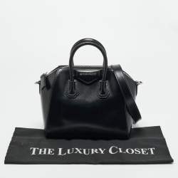 مملوكة مسبقًا Givenchy Black Glossy Leather Mini Antigona Satchel