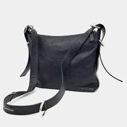 Pre Owned Givenchy Black Leather Boisou shoulder bag