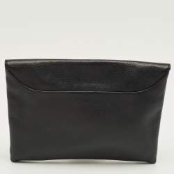 مملوكة مسبقًا Givenchy Black Leather Antigona Envelope Clutch