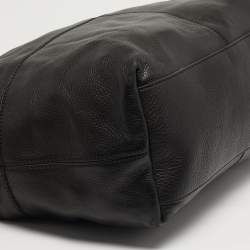 مملوكة مسبقًا Givenchy Nightingale Embellished Medium Black Leather Bag