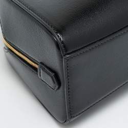 مملوكة مسبقًا حقيبة يد علوية جيفنشي أنتيغونا مكعب نانو جلد أسود