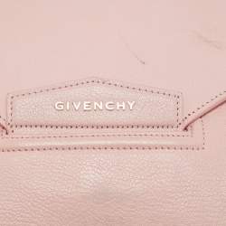 مملوكة مسبقًا حقيبة كلاتش جيفنشي مظروف انتيغونا جلد وردي