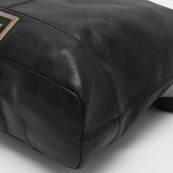 مملوكة مسبقًا حقيبة جيفنشي جلد سوداء هوبو