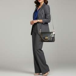 مملوكة مسبقًا Givenchy GV3 Medium Black/Dark Beige Leather and Suede Shoulder Bag