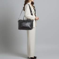 Pre Owned حقيبة يد جيفنشي أنتيجونا سبورت صغيرة جلد سوداء