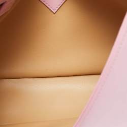 Pre Owned حقيبة جيفنشي جلد وردية بسلسلة وقصات