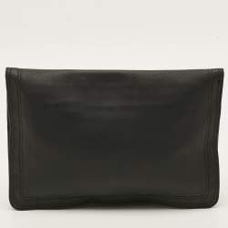 مملوكة مسبقًا Givenchy Bambi Print Black Leather Clutch