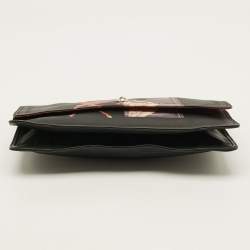 مملوكة مسبقًا Givenchy Bambi Print Black Leather Clutch